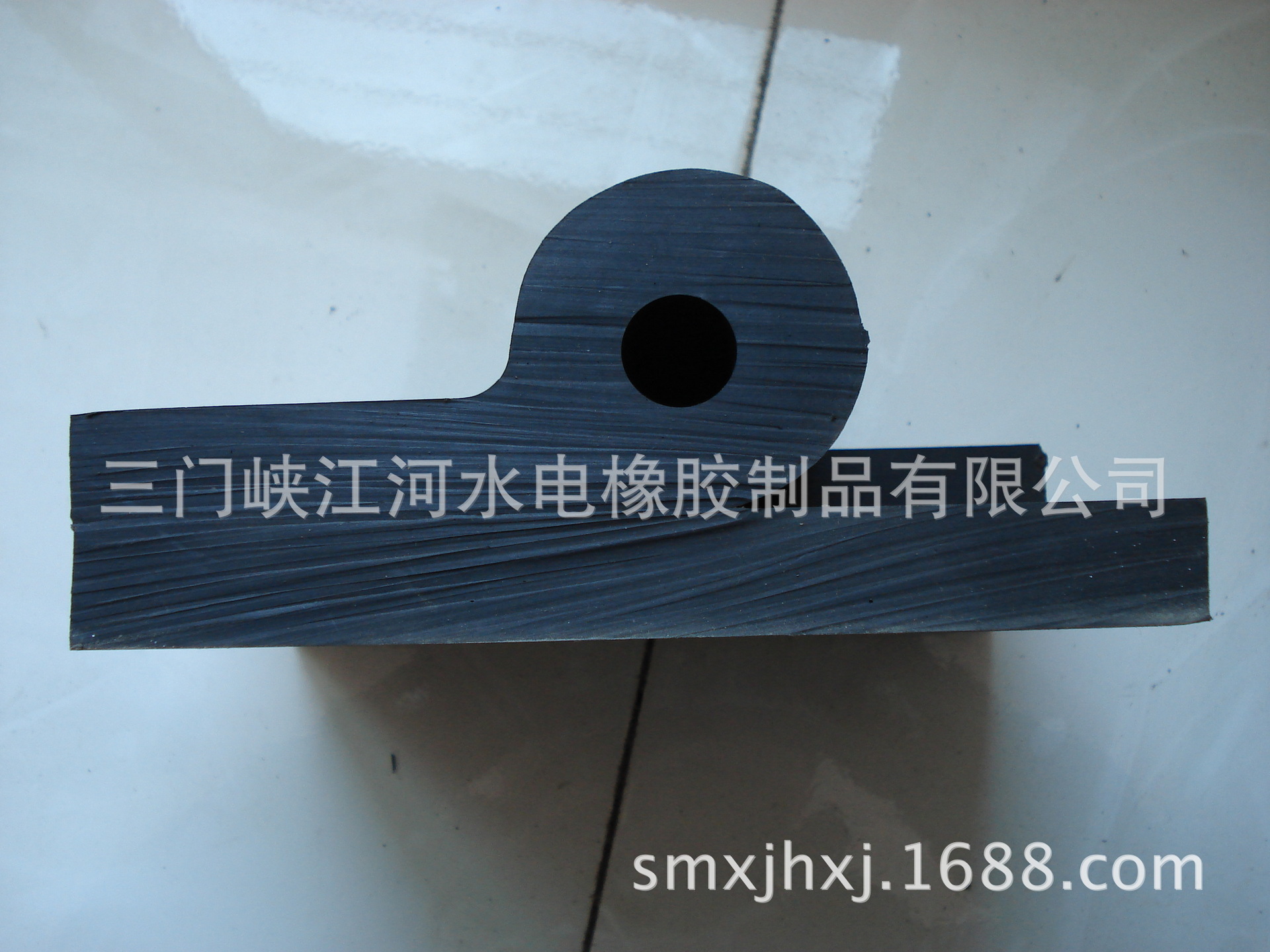 江河牌水闸橡胶密封件